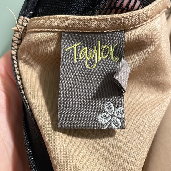 Black Women’s dress - Picture 9 of 9